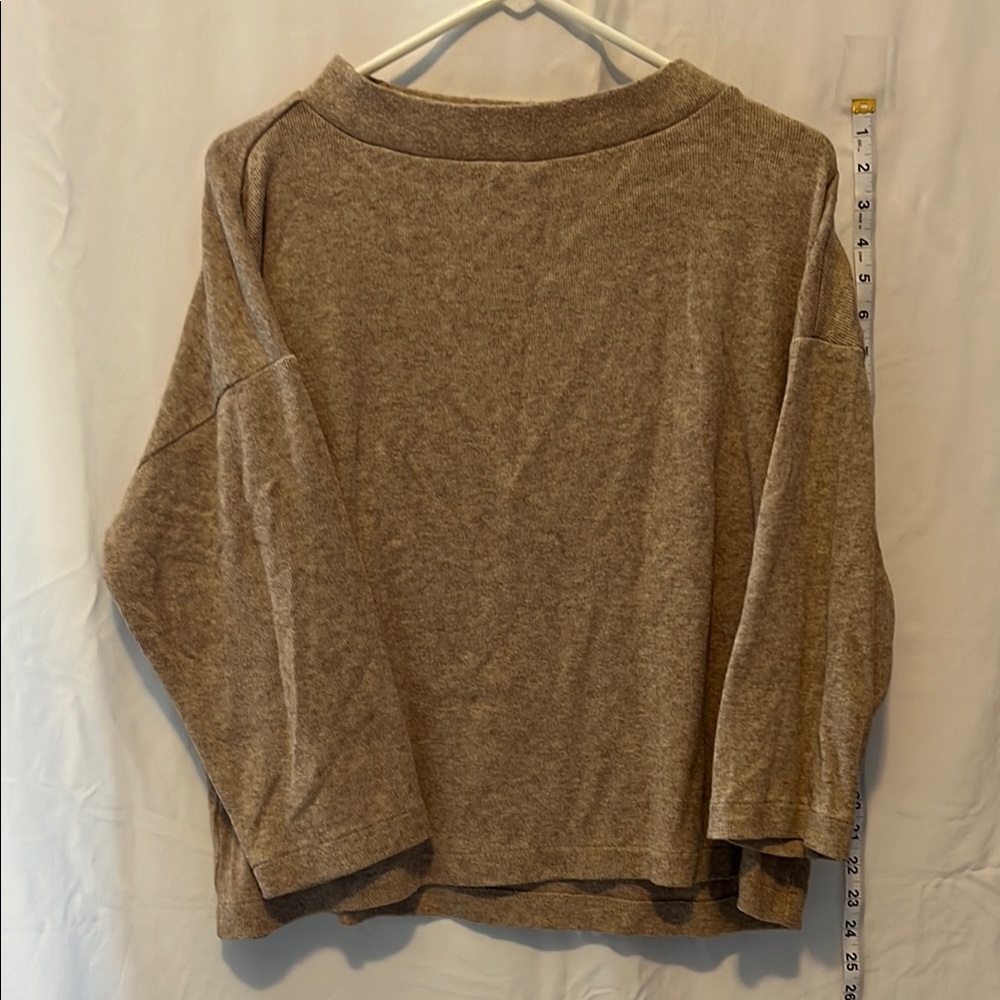 Ann Taylor Factory Taupe Knit Top